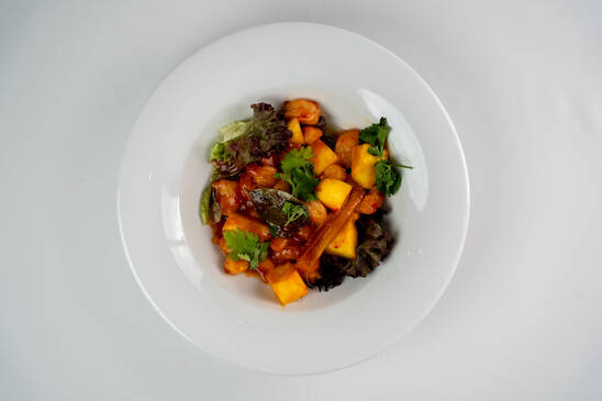 7. MANGO / PRAWN SALAD