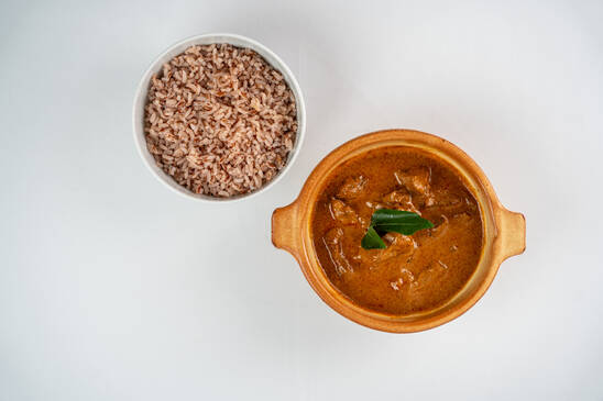 33. TISSAMAHARAMA REISTAFEL (Traditional dish)