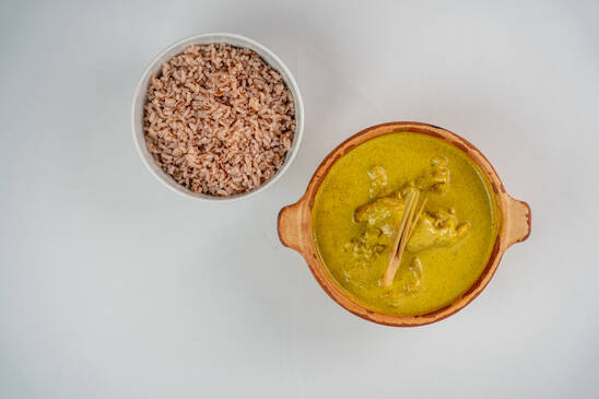 24. CHICKEN CURRY in Lemongrass