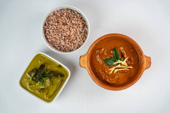 25. COLOMBO REISTAFEL (Traditional dish)