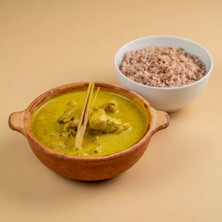 Chicken Curry in Lemongrass — Foto aus unserer Küche