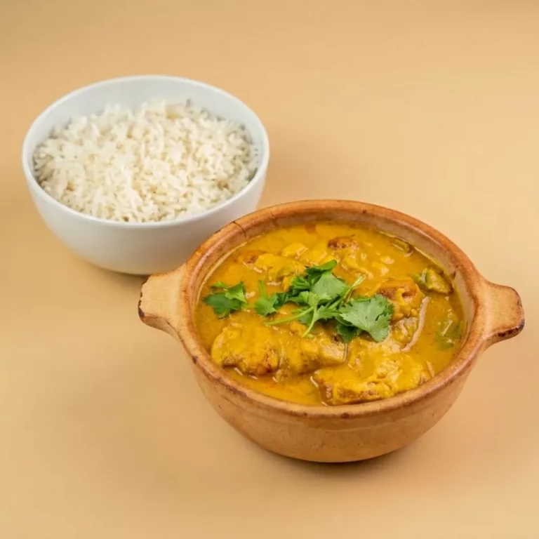 Chicken Curry in Peanut Sauce — Foto aus unserer Küche