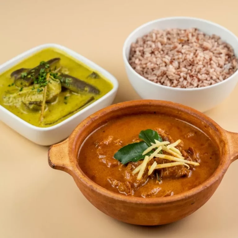 Tissamaharama Reistafel (Traditional dish) — Foto aus unserer Küche