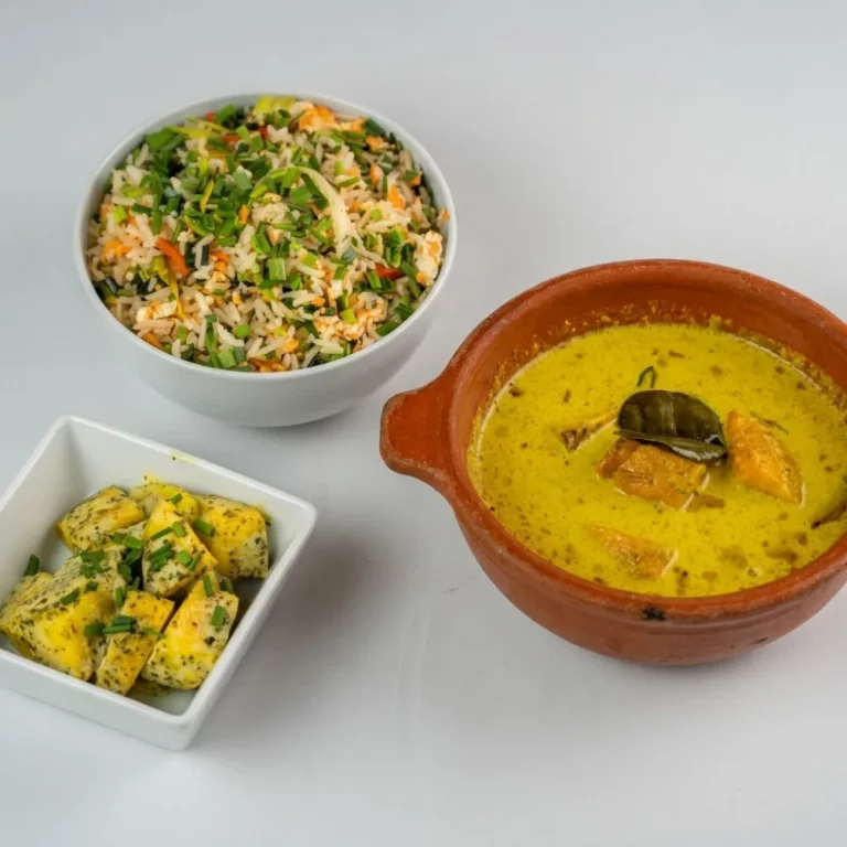 Salmon in spicy saffron gravy — Foto aus unserer Küche